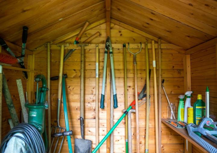 amenagement interieur cabane de jardin