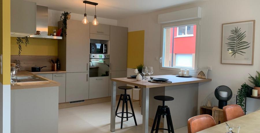Programme immobilier neuf à Magny-sur-Tille : les Carrés des Poiriers Verts, duplex-jardin cuisine