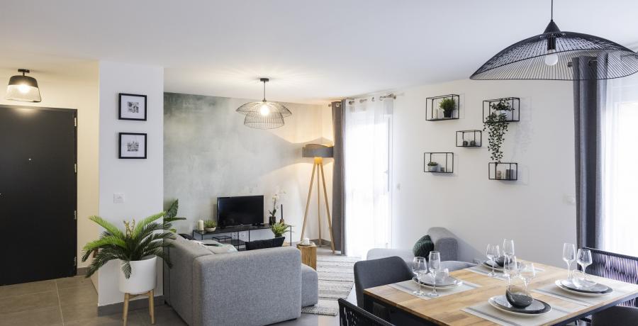 Programme immobilier neuf à Grésy-sur-Isère : les Carrés du Poète, duplex-jardin salon