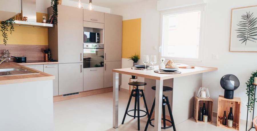 Programme immobilier neuf à Saint-Vit : les Carrés Sancti Viti, duplex-jardin cuisine