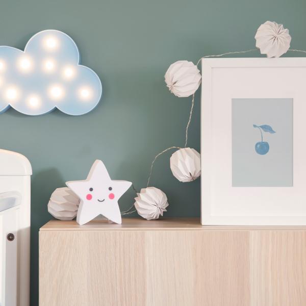 Stickers chambre bébé : trouvez le décor parfait !